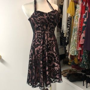 Betsy Johnson lace & silk halter/strapless mini 0